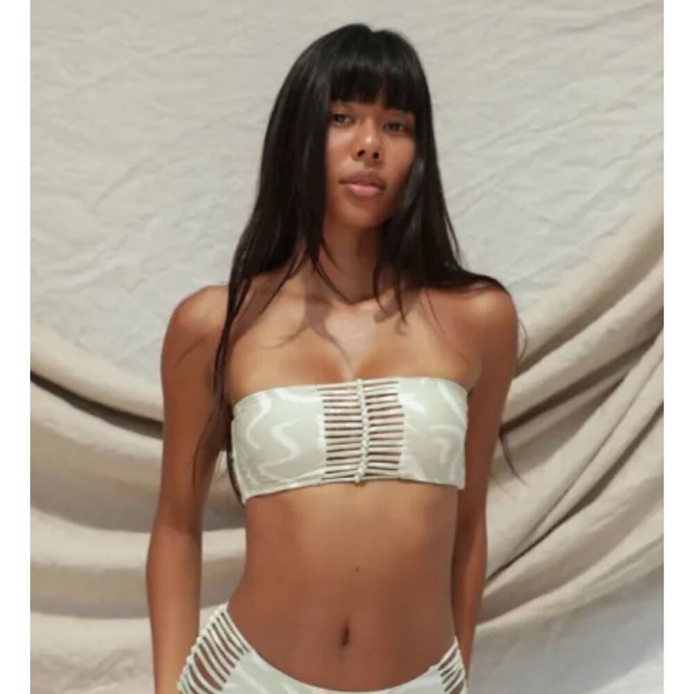 NEW Stone Fox Swim Women’s XS Inez Bikini Top Aloe Lines NWT